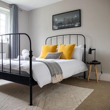 Guestready - Homely Leeds City Apartment Sleep 4 Meanwood Buitenkant foto