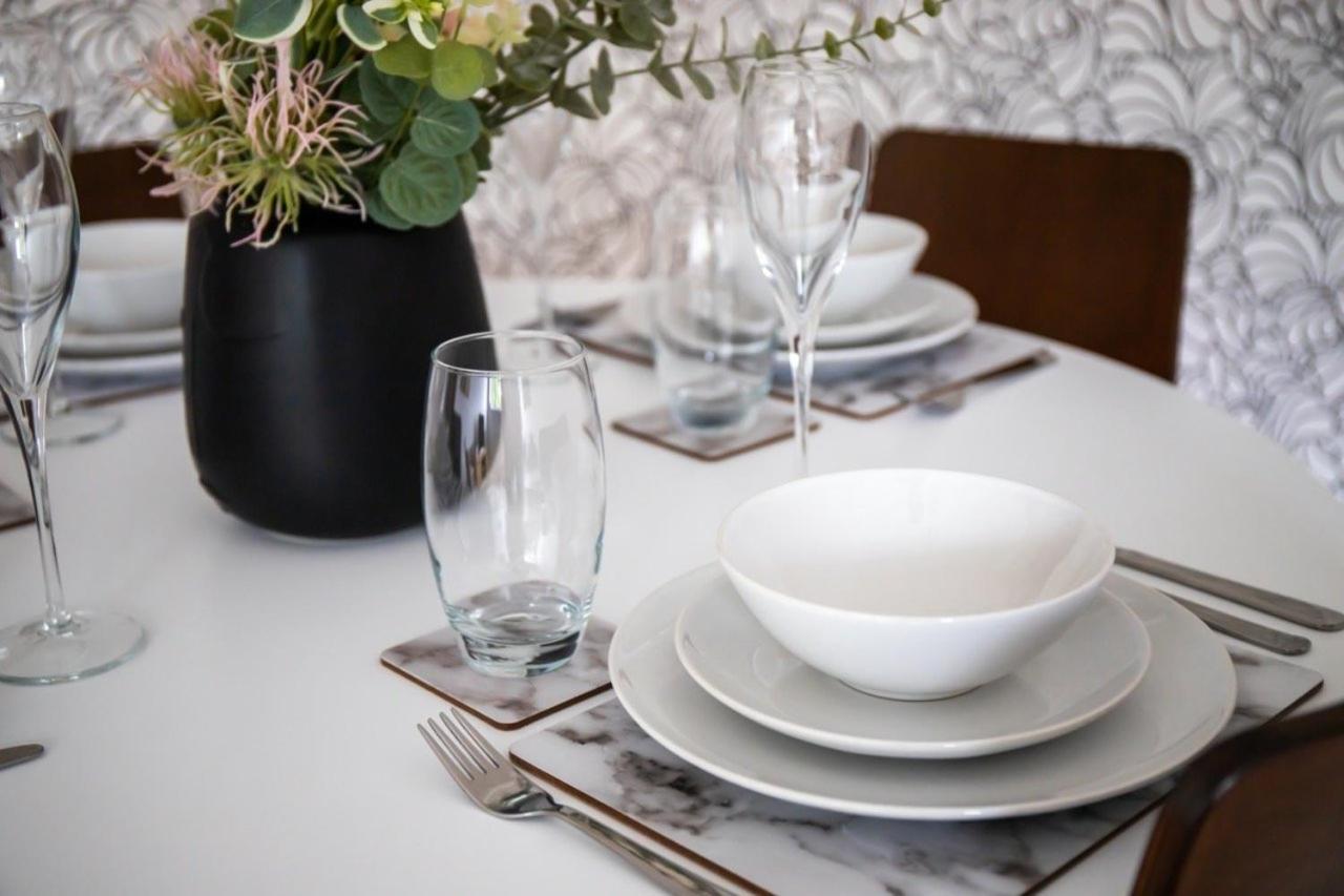 Guestready - Homely Leeds City Apartment Sleep 4 Meanwood Buitenkant foto
