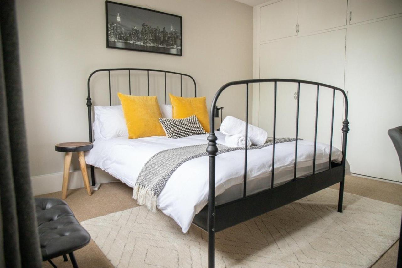 Guestready - Homely Leeds City Apartment Sleep 4 Meanwood Buitenkant foto