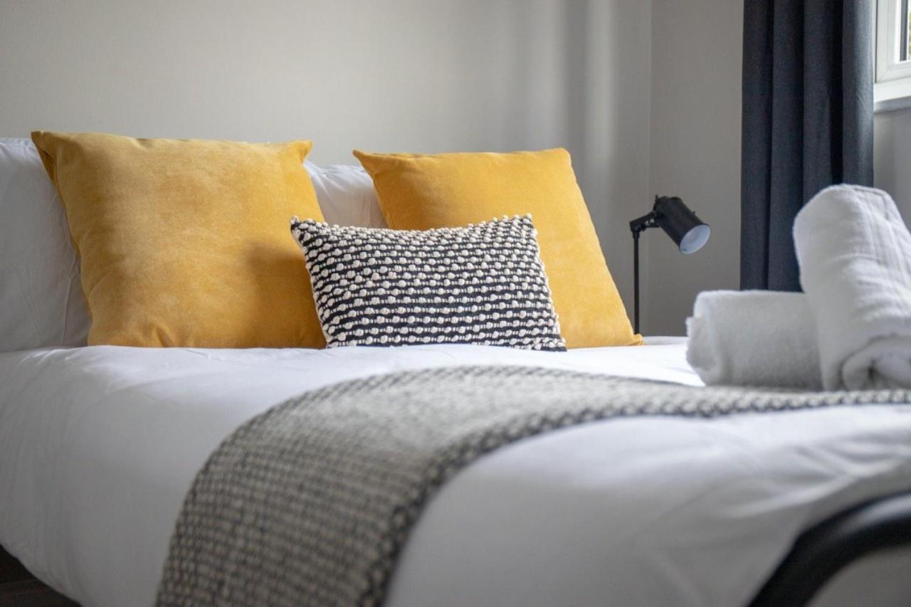 Guestready - Homely Leeds City Apartment Sleep 4 Meanwood Buitenkant foto