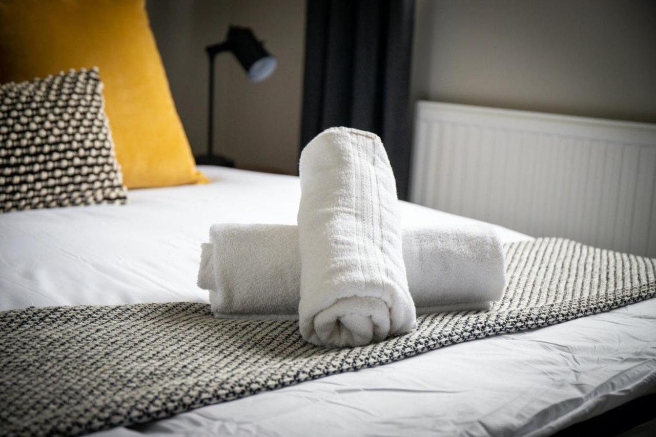 Guestready - Homely Leeds City Apartment Sleep 4 Meanwood Buitenkant foto