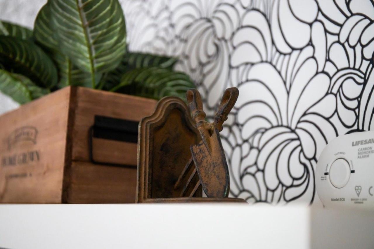 Guestready - Homely Leeds City Apartment Sleep 4 Meanwood Buitenkant foto