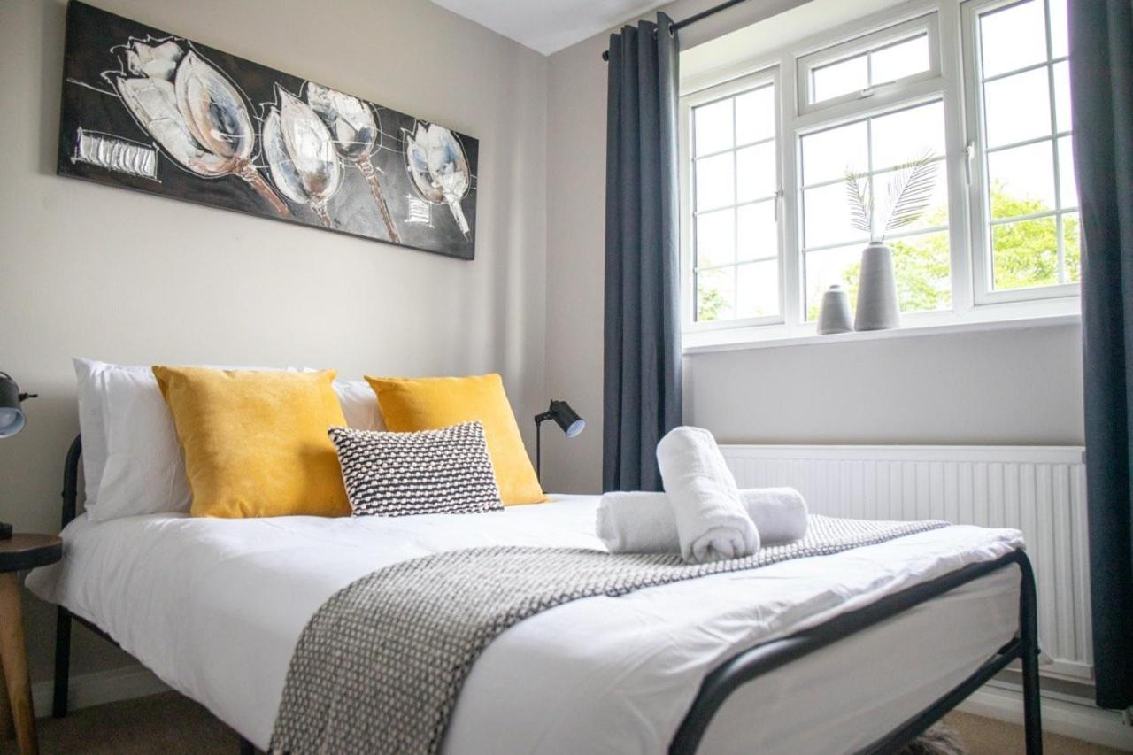 Guestready - Homely Leeds City Apartment Sleep 4 Meanwood Buitenkant foto
