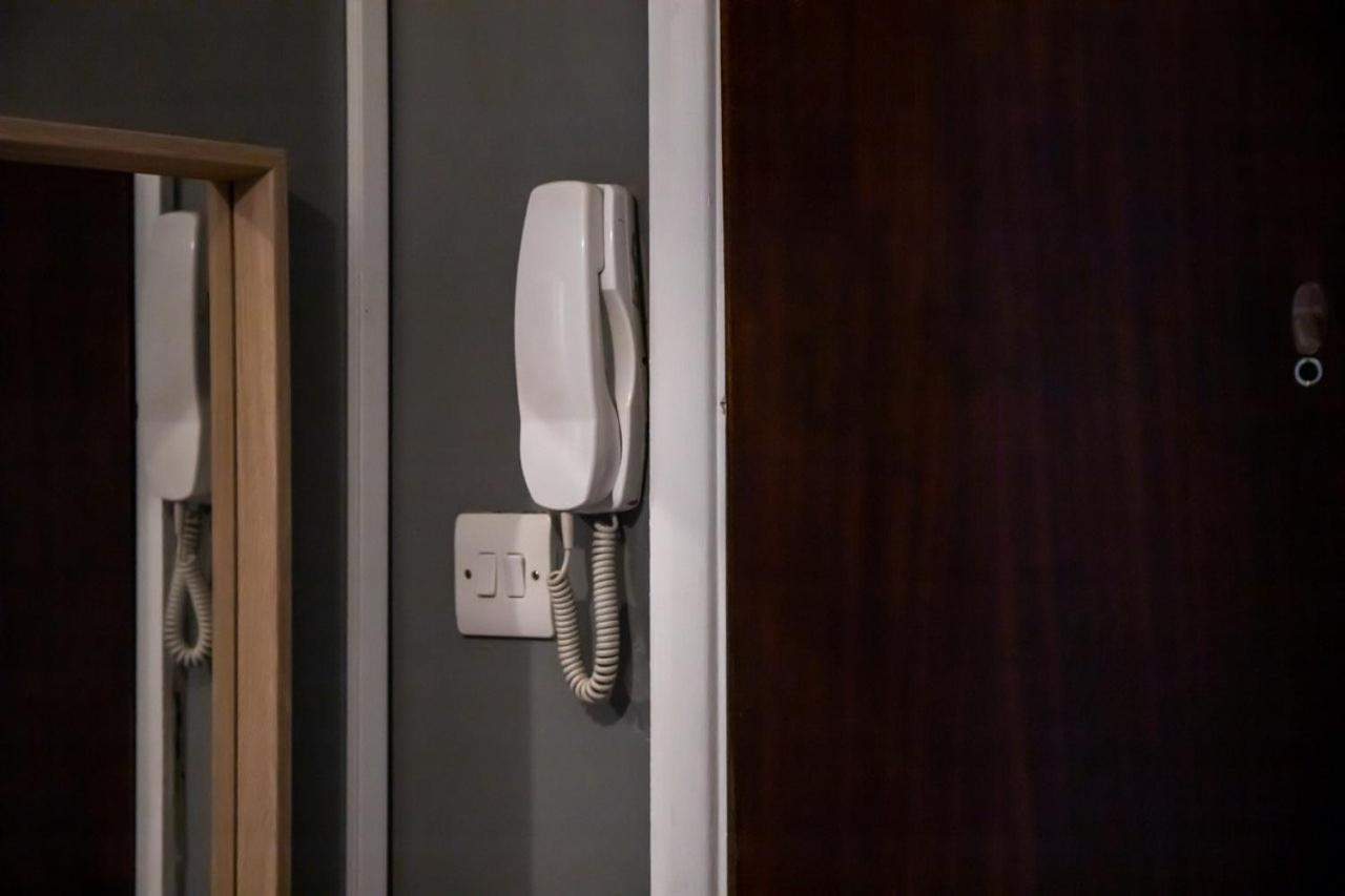 Guestready - Homely Leeds City Apartment Sleep 4 Meanwood Buitenkant foto