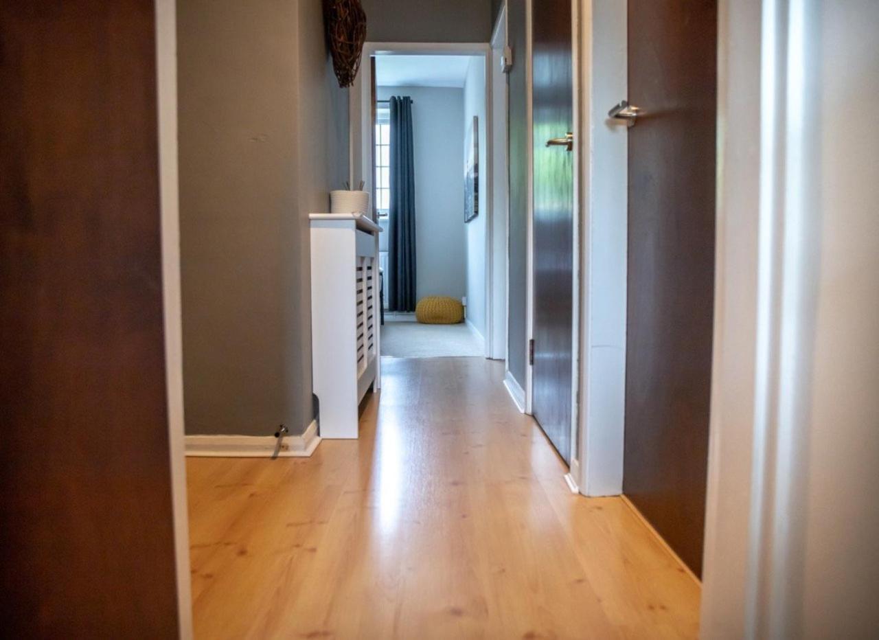 Guestready - Homely Leeds City Apartment Sleep 4 Meanwood Buitenkant foto